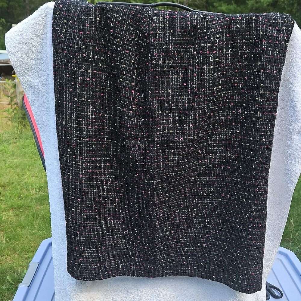 Linea Domani Elegant Black Tweed Midi Skirt